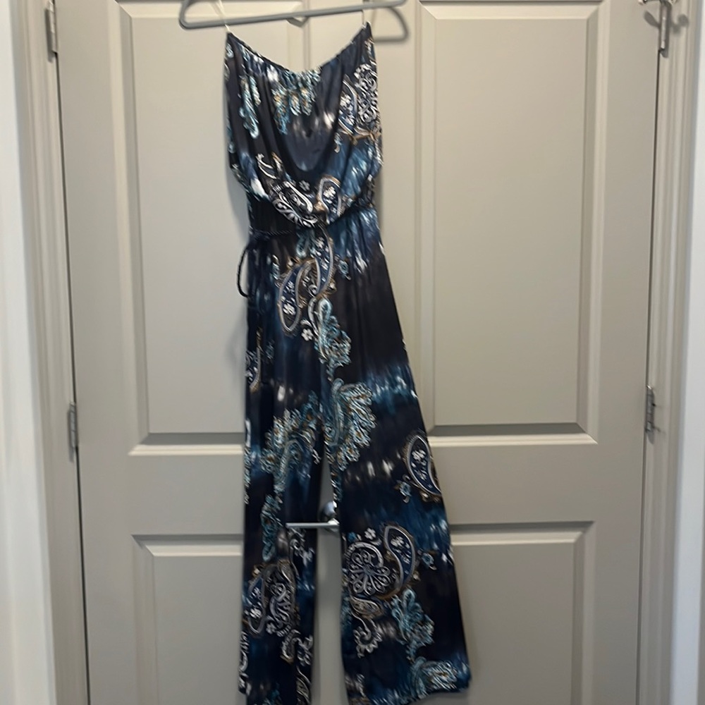 Ariella Strapless wide leg Jumpsuit with rope belt. Size Medium